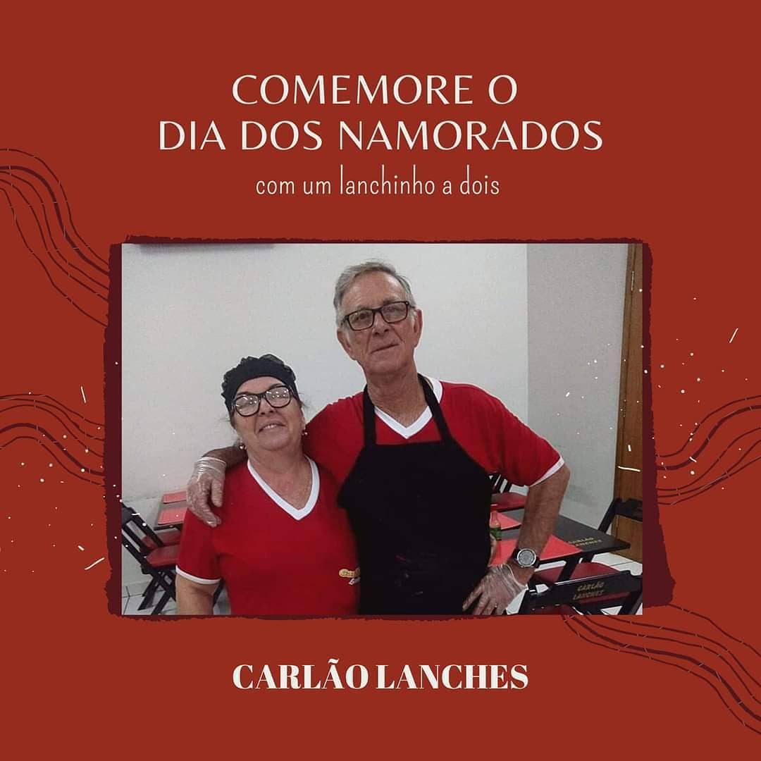 Seu Carlão e sua esposa, proprietários do Carlão Lanches